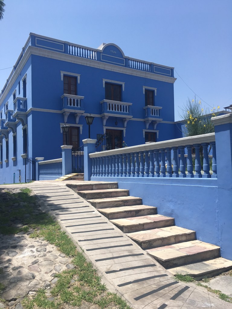 00002 arequipamercedes