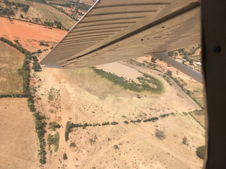 00048 Haydom uitzicht vliegtuig